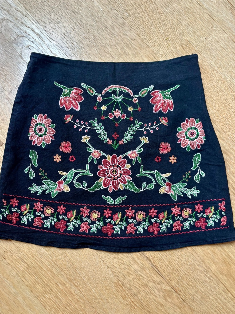 Embroidered Francesca Mi Ami Black Mini Skirt with Red & Green Floral Embroidery